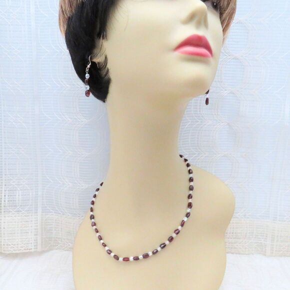 Handmade Garnet Jewelry Set, Garnet Necklace, Earrings, Bracelet, Gift For Her - Picture 4 of 9